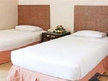 Holiday Hotel Phnompen Kültér fotó